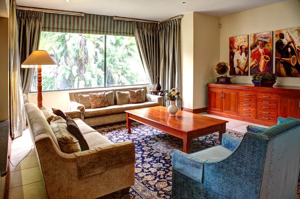 The Links Guest House Pretoria-Noord Extérieur photo