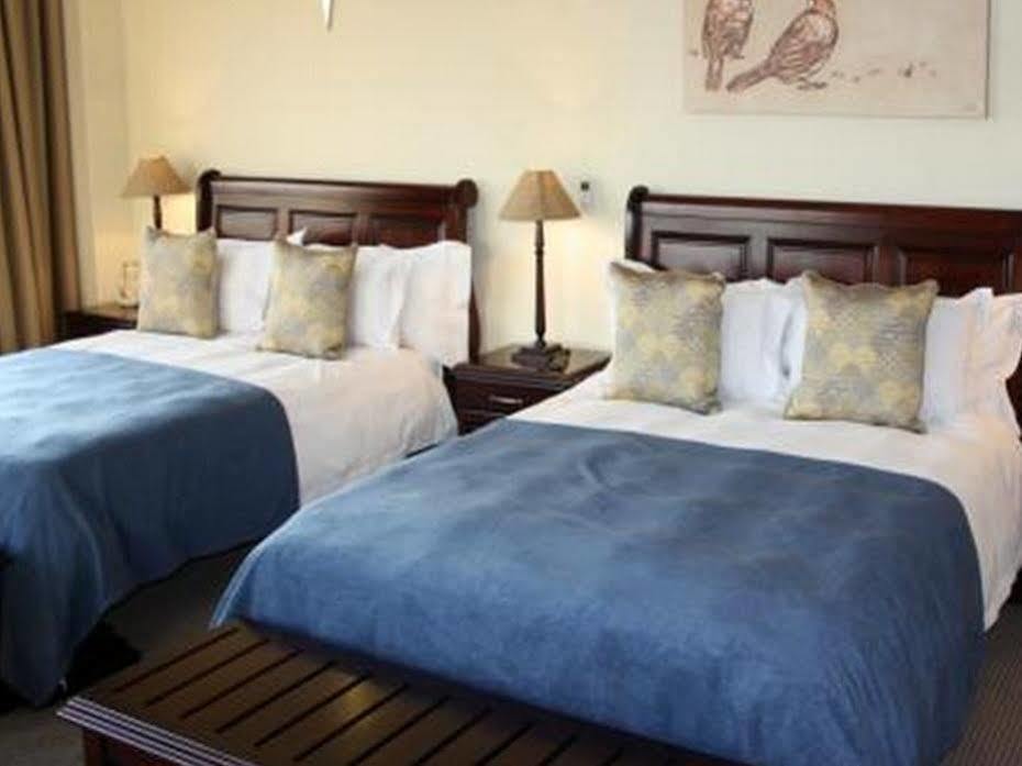 The Links Guest House Pretoria-Noord Extérieur photo