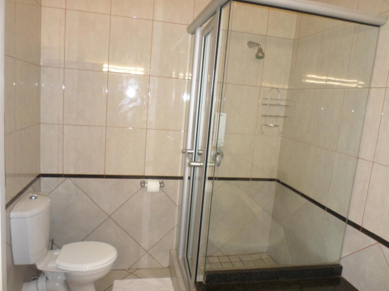 The Links Guest House Pretoria-Noord Extérieur photo