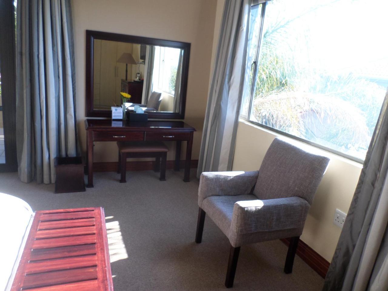 The Links Guest House Pretoria-Noord Extérieur photo