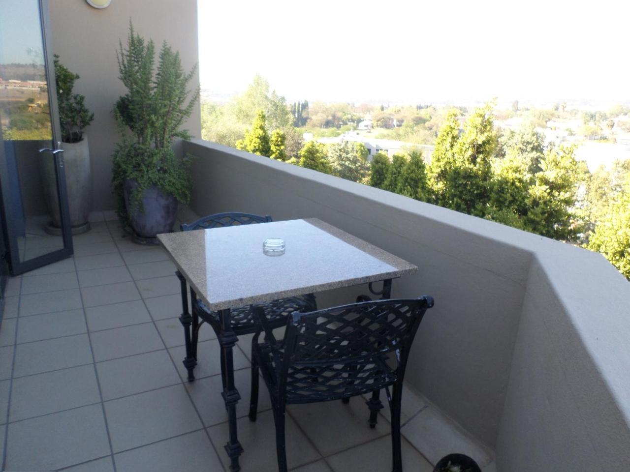 The Links Guest House Pretoria-Noord Extérieur photo