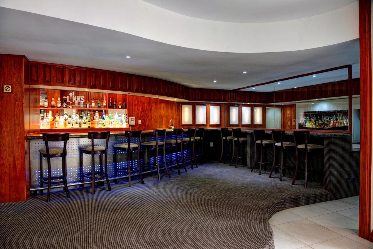 The Links Guest House Pretoria-Noord Extérieur photo