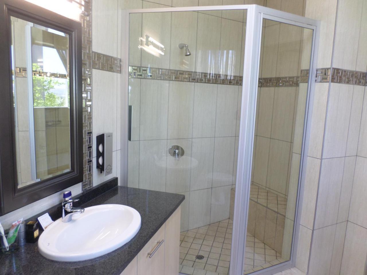 The Links Guest House Pretoria-Noord Extérieur photo